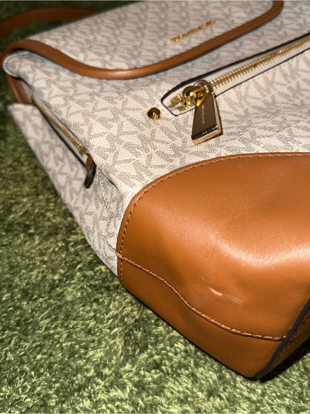 Michael Kors Medium Logo Backpack - Picture 3 of 6